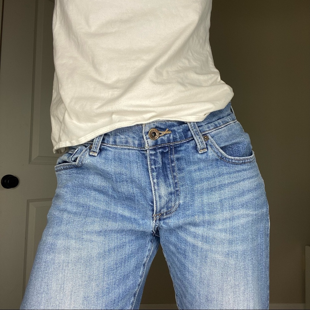 Lucky brand low/mid rise boyfriend jean